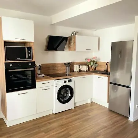 Duplex T3 Avec Jardin, Bord De Et Parking