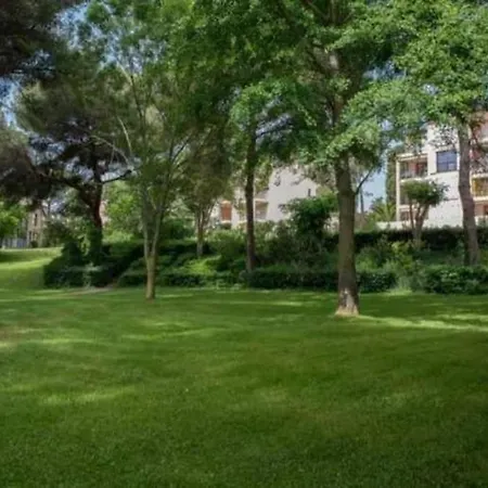Duplex T3 Avec Jardin, Bord De Et Parking *