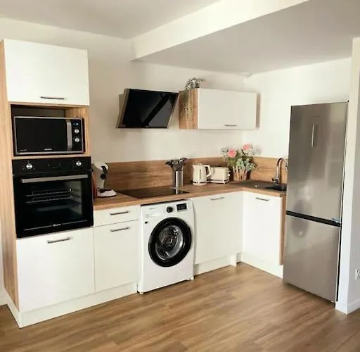 Duplex T3 Avec Jardin, Bord De Et Parking